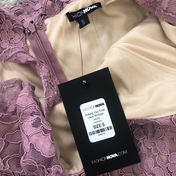 Brand new with tags Fashion nova romper - Picture 2 of 2